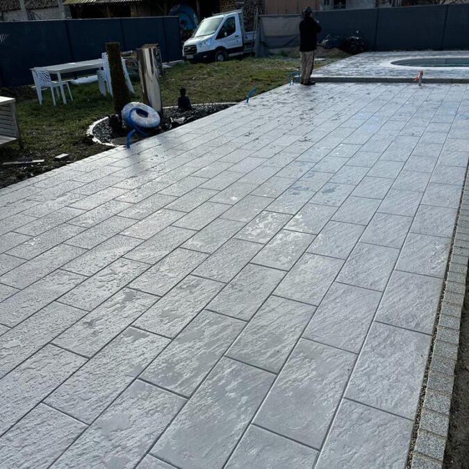 Piscine et terrasse Illzach 7