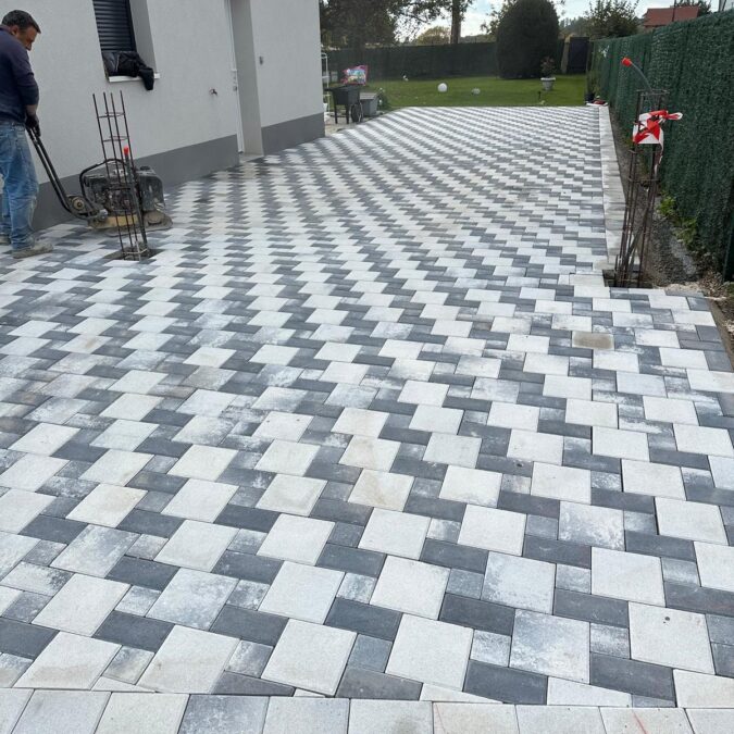 WHATSAPP IMAGE 2026 06 12 AT 07.21.28 1 675X675 | Delta Est TP Travaux d’aménagement extérieur : pavage, dallage et enrobé près de Mulhouse et Guebwiller Wittenheim 0